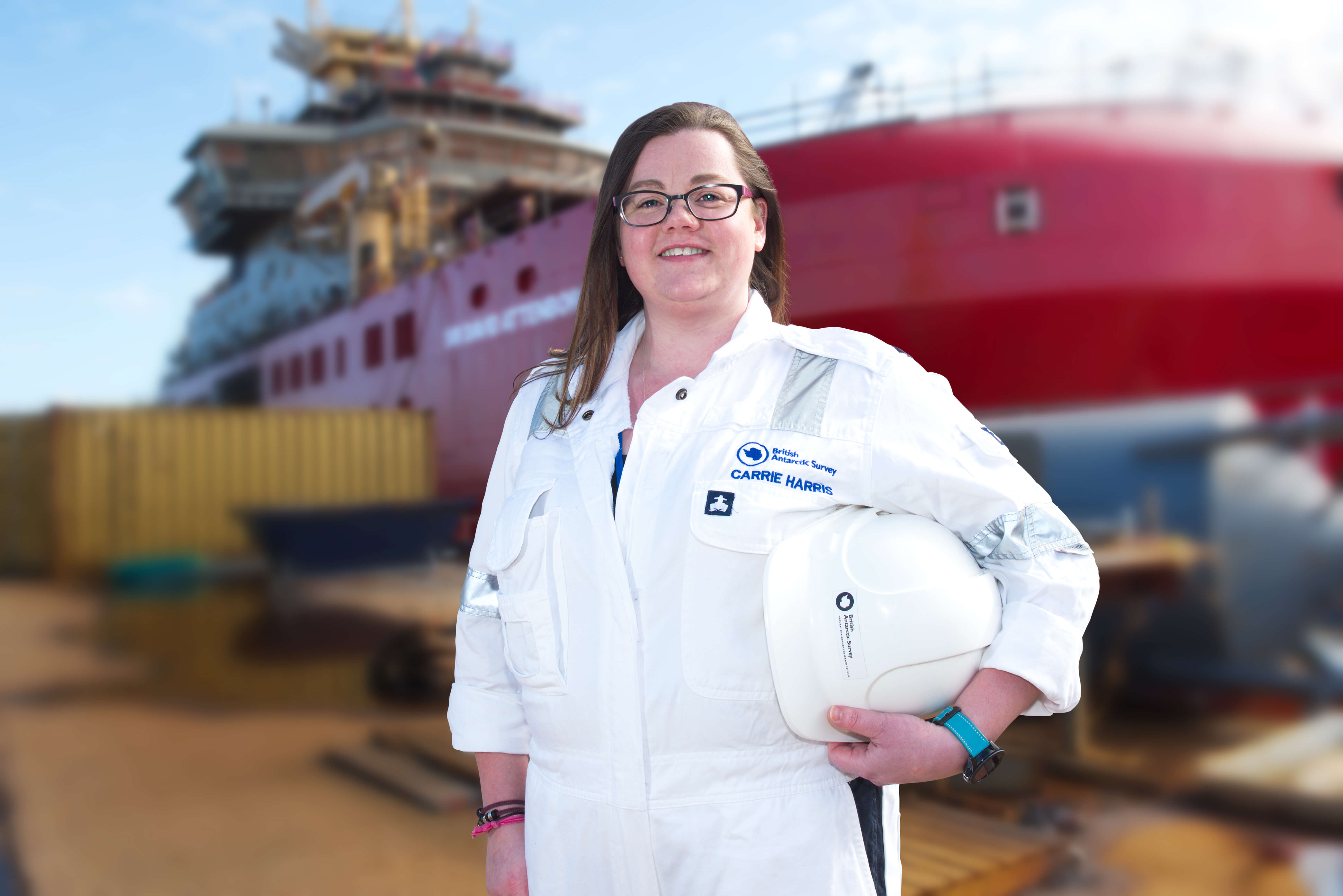 Scheepswerktuigkundige aan boord_vrouw